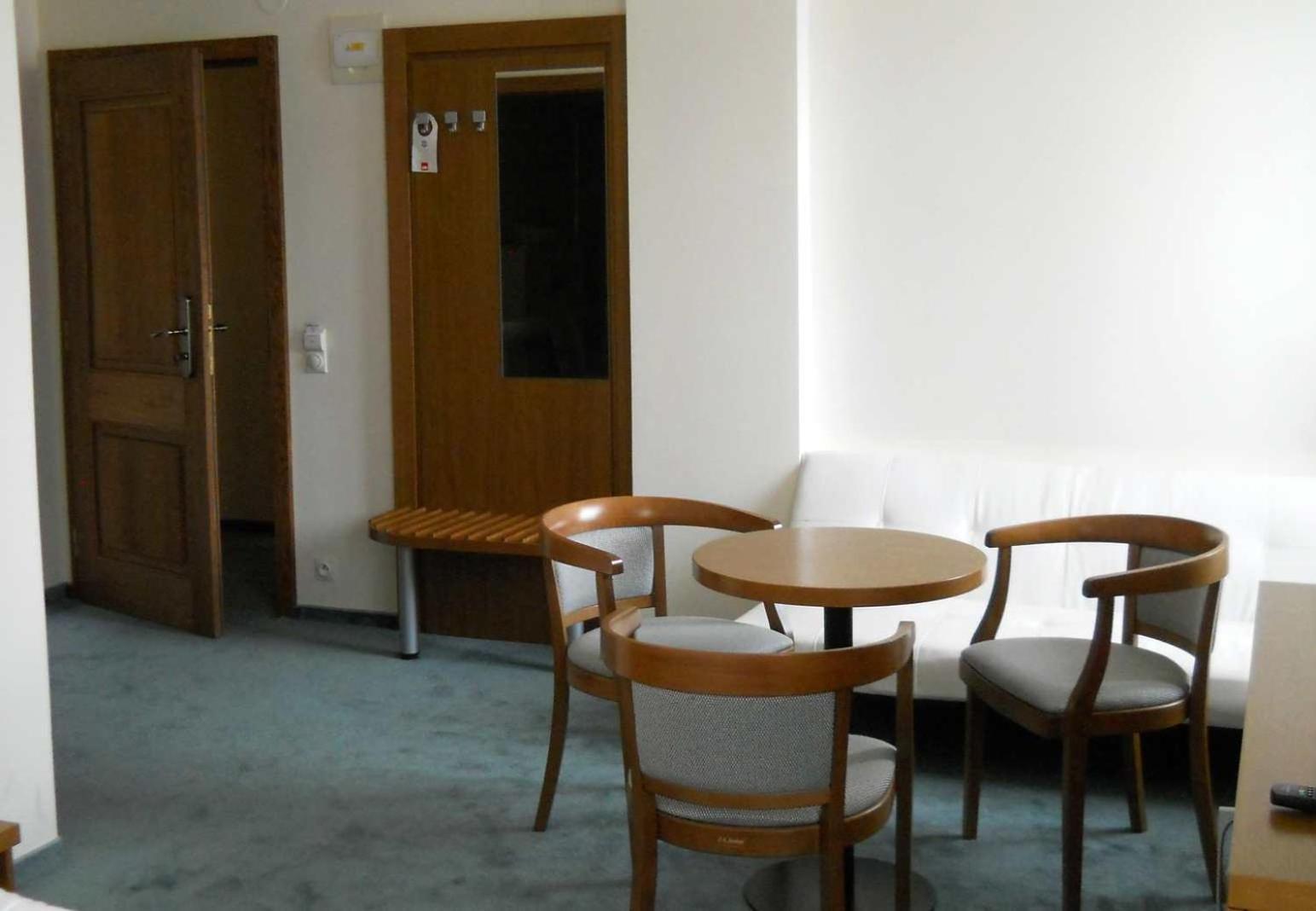 Apartman Леднице Экстерьер фото