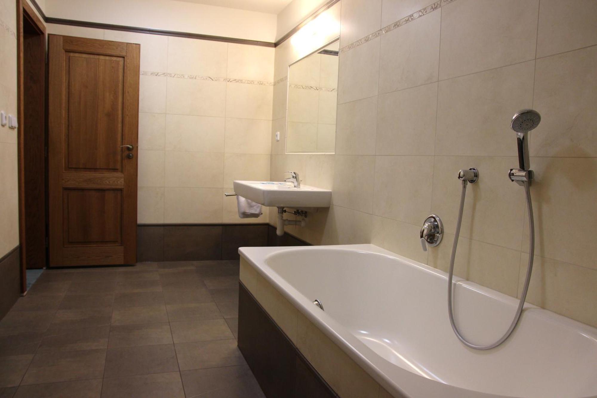 Apartman Леднице Экстерьер фото